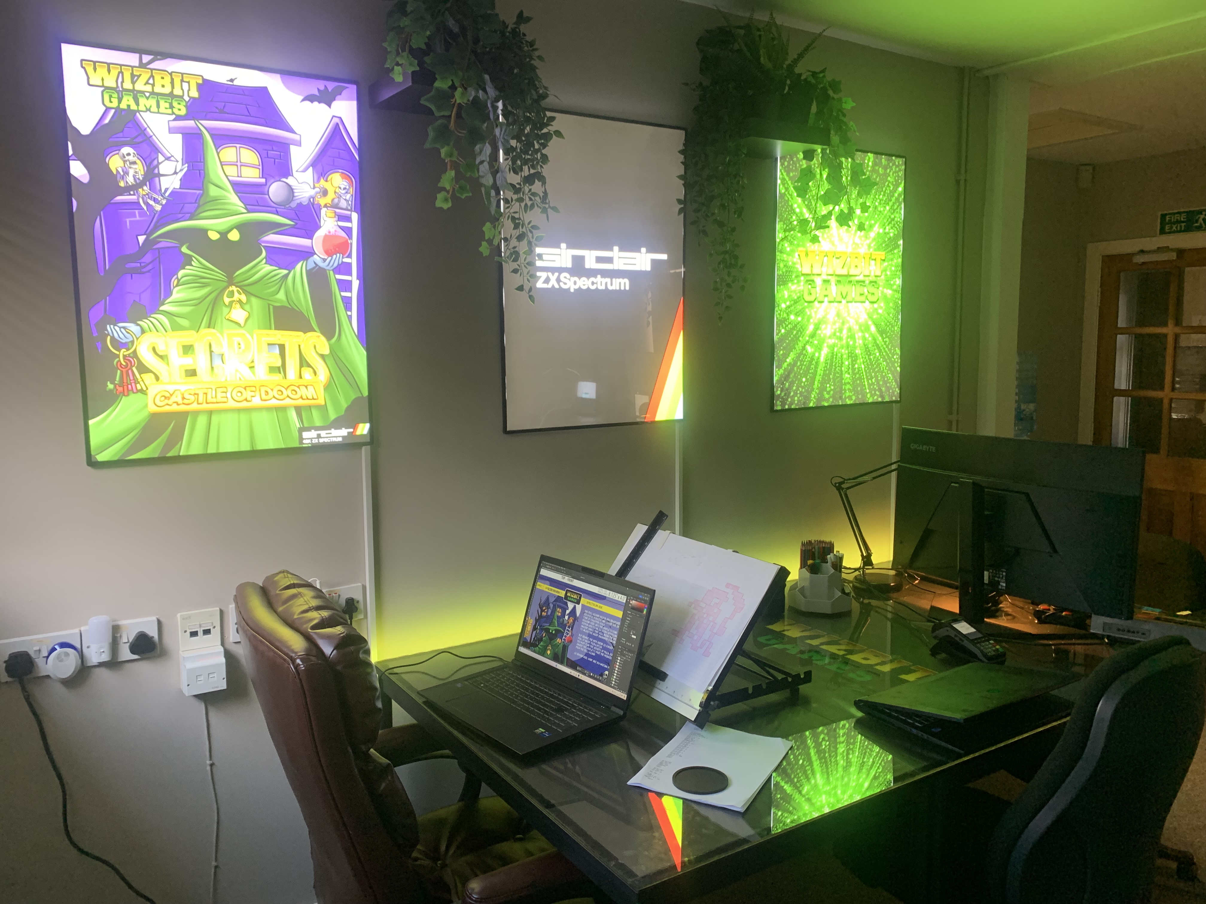 Descriptive Alt Text 1